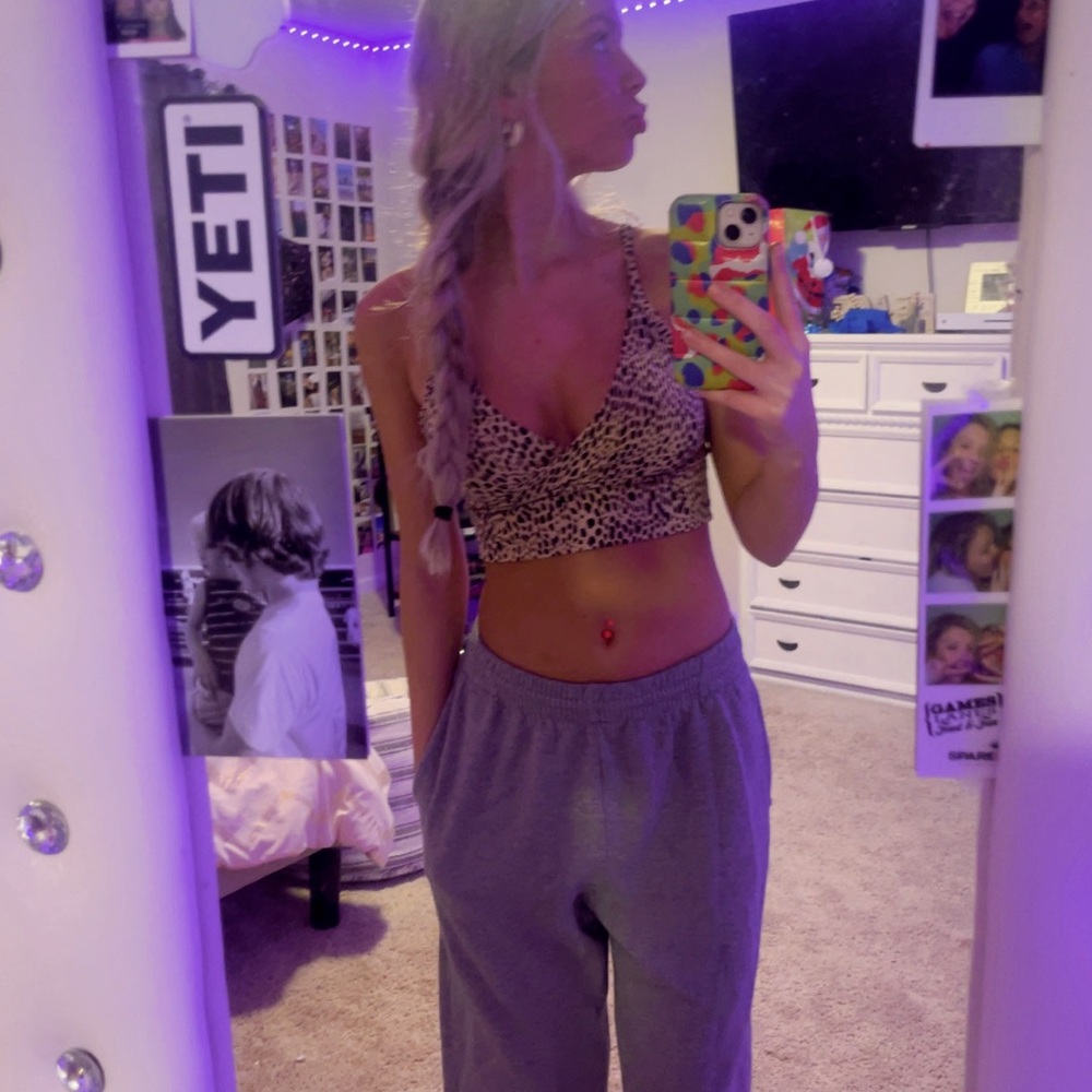 Brandy Melville Top